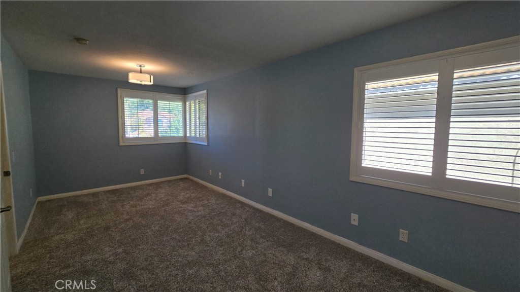 2192 Hedgerow Lane