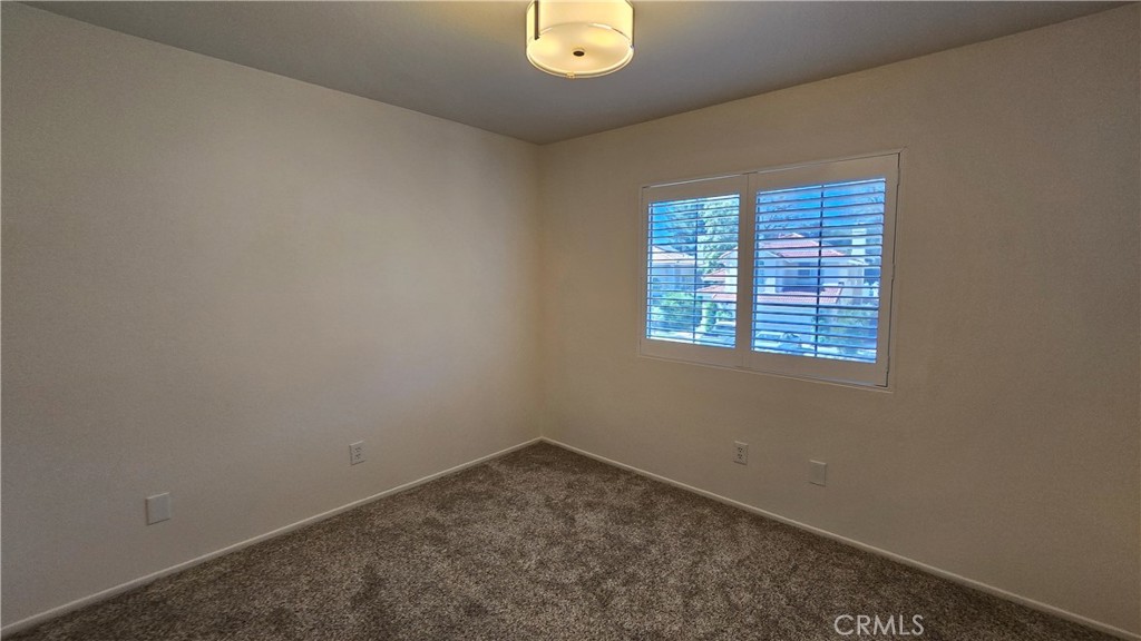 2192 Hedgerow Lane