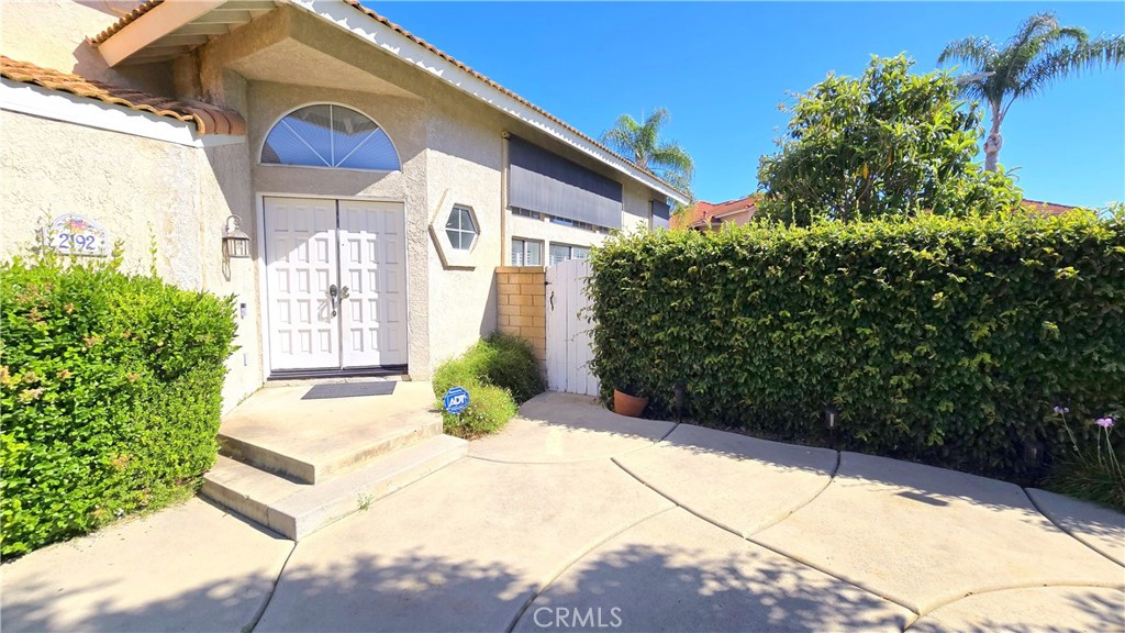 2192 Hedgerow Lane