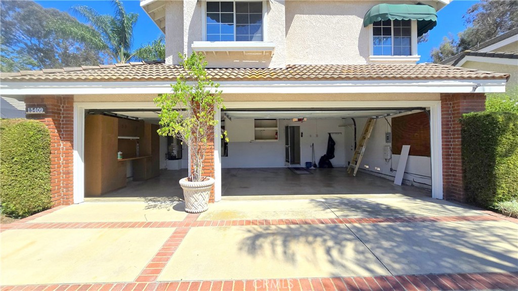 15409 Green Valley Drive