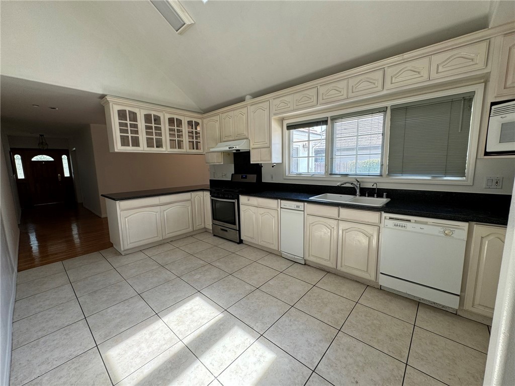 405 S Old Ranch Road