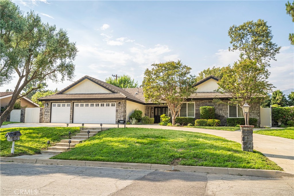 1027 Moab Drive