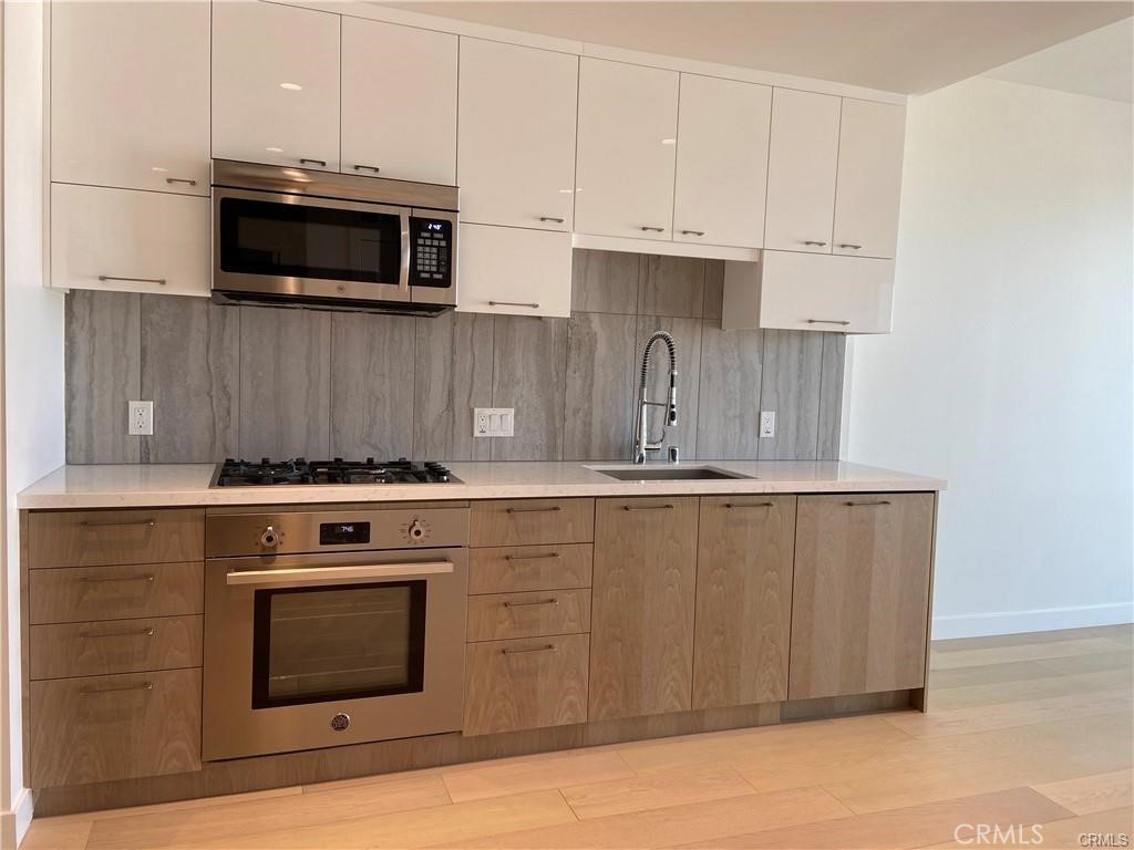 400 S Broadway 2304