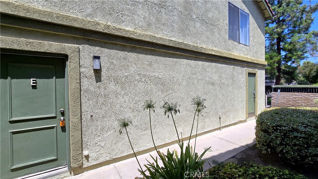 10187 Indian Summer Drive E