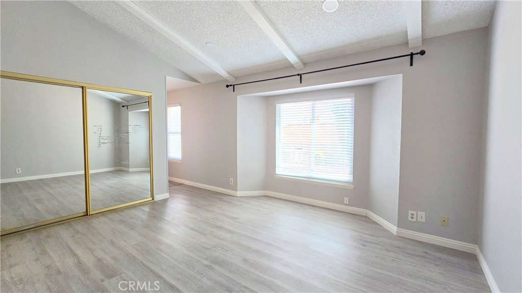 27 Knollview Drive