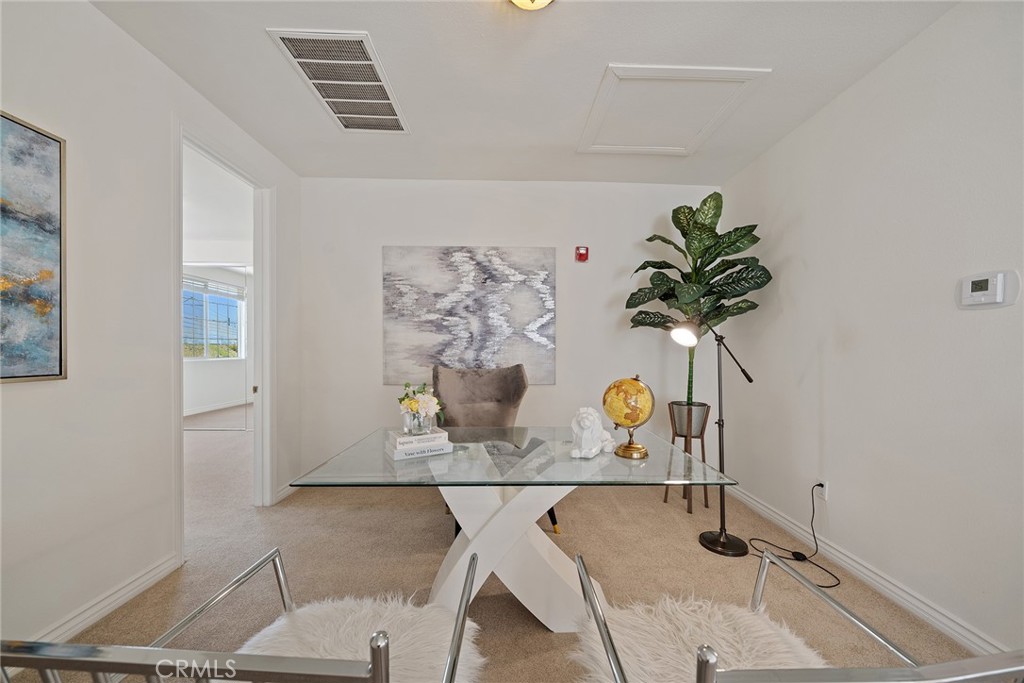 211 S 5th Avenue