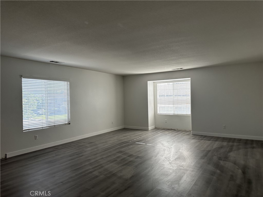 6498 Cattleman Drive