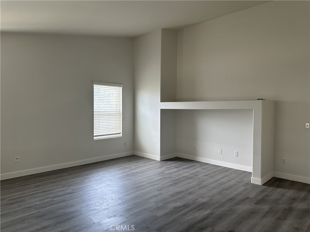 6498 Cattleman Drive