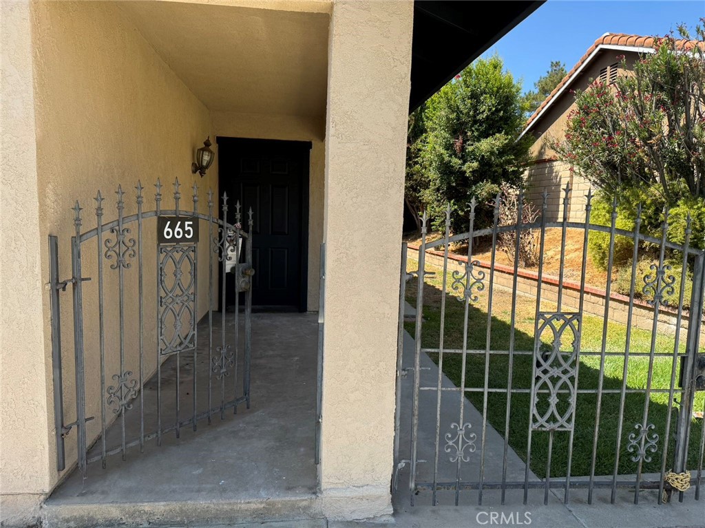 665 Donner Drive