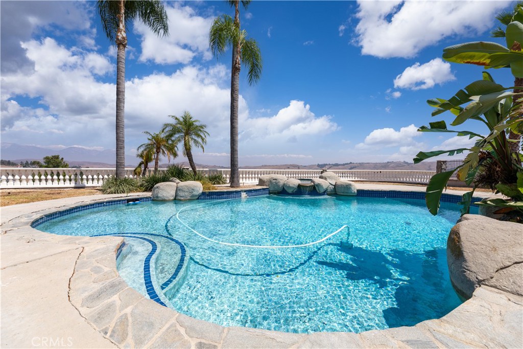 24042 Falcons View Drive