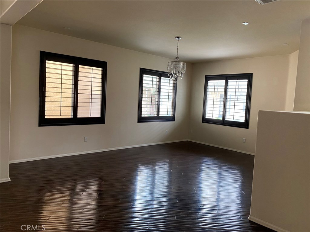 15901 Begonia Avenue