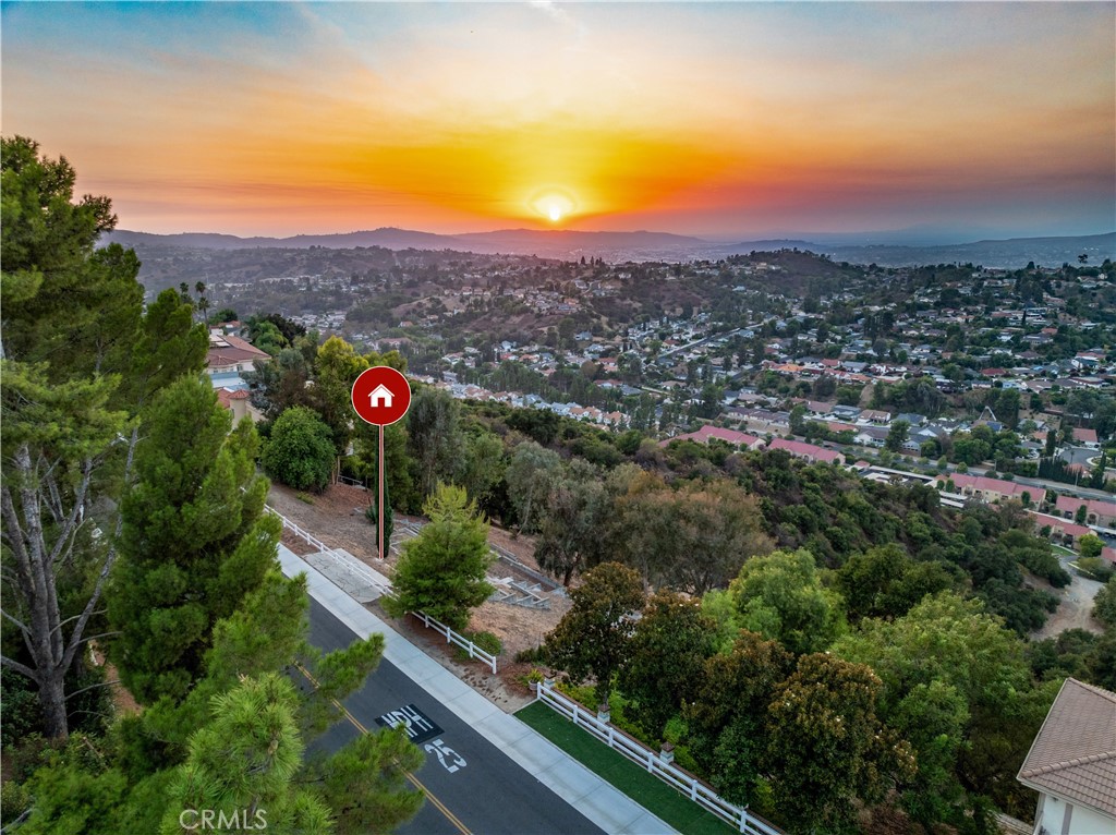22939 Ridge Line Road