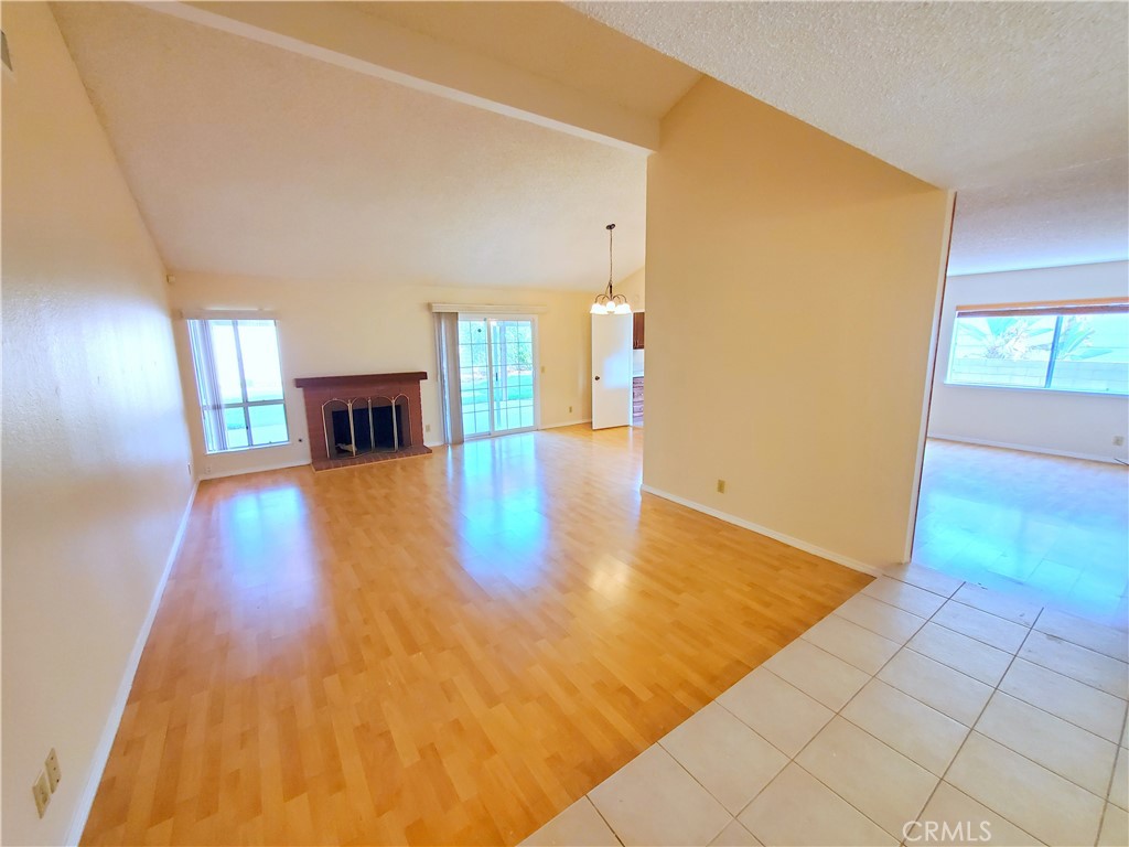 448 Avenida Presidio