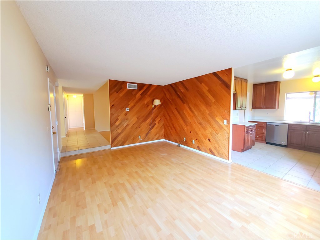 448 Avenida Presidio
