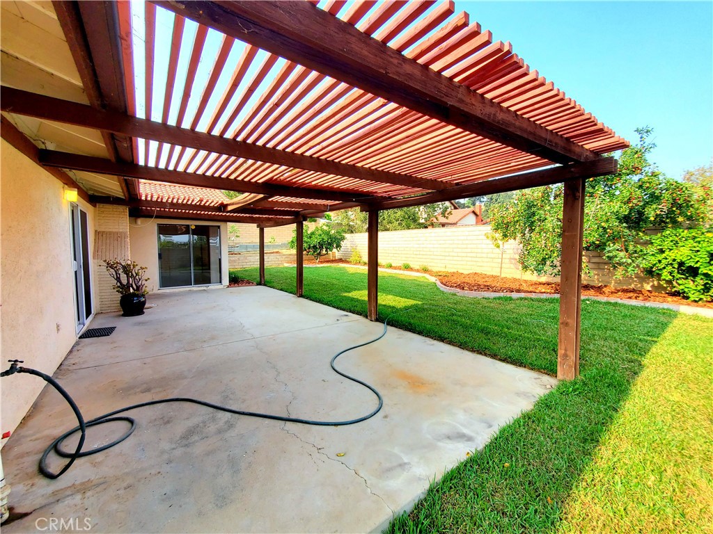 448 Avenida Presidio