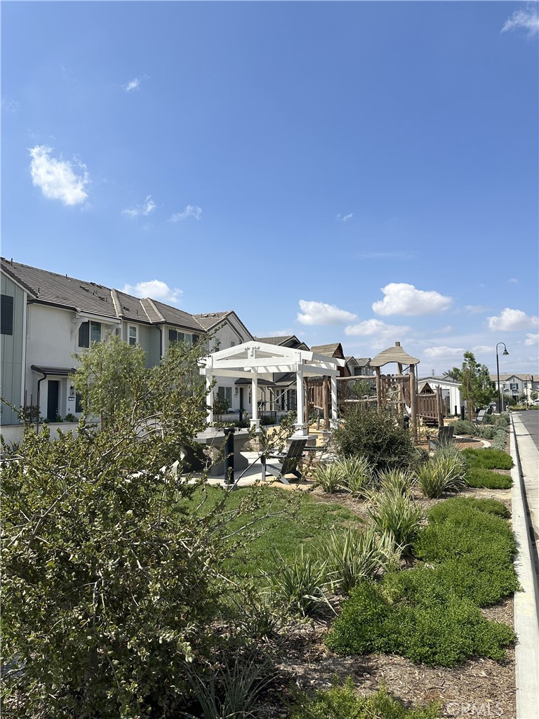 4231 S Hollyhock Paseo 76