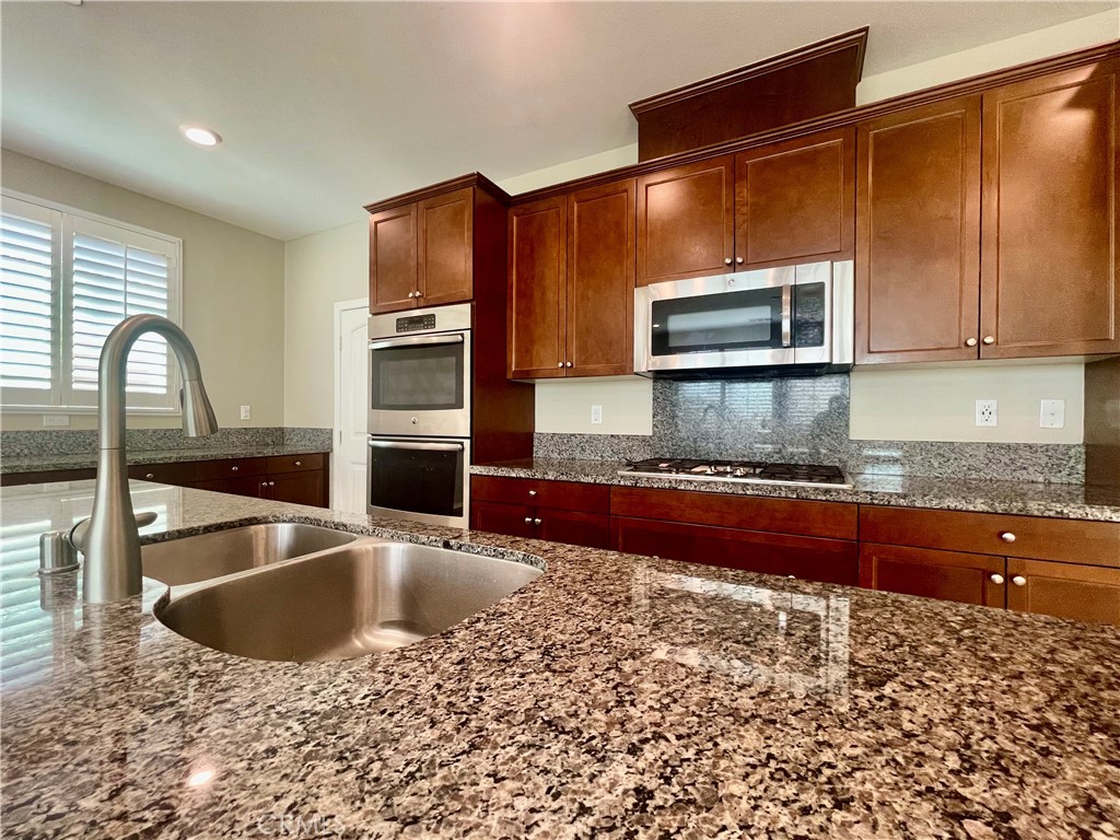 15583 Basil Leaf Lane