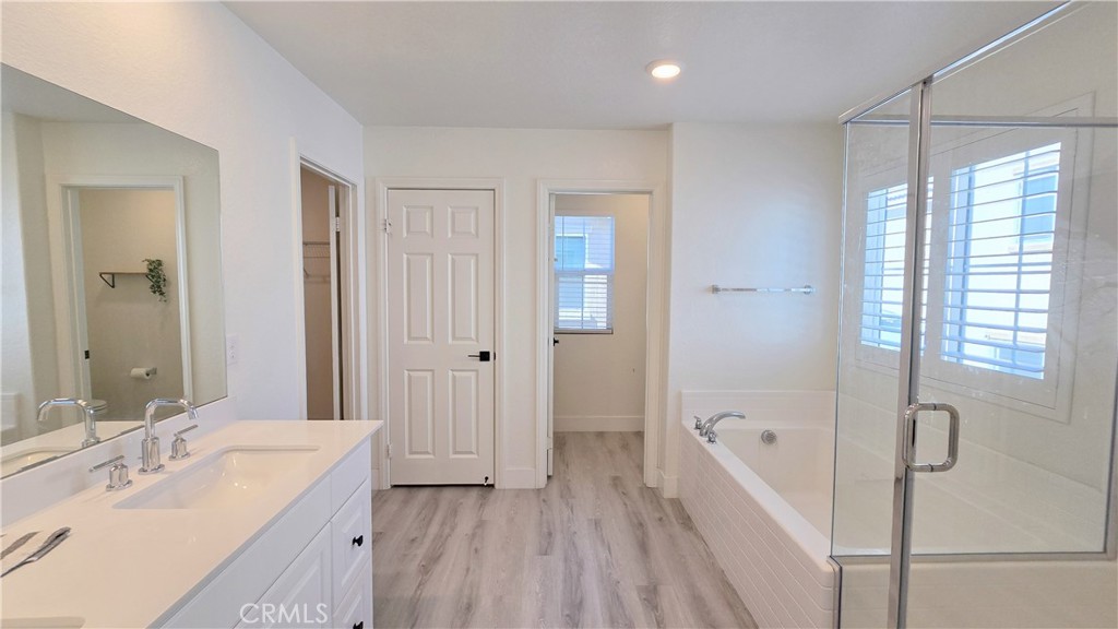 1668 Poplar Place