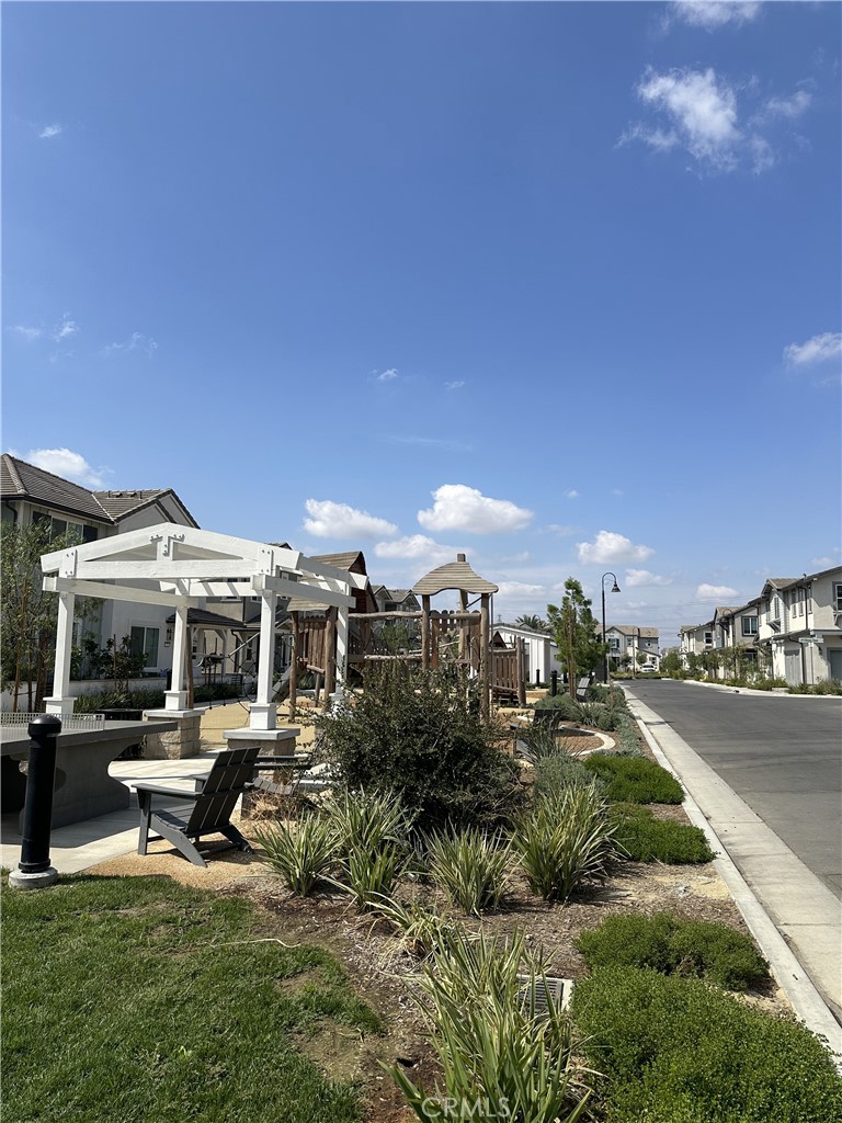 4230 S Hollyhock Paseo 81