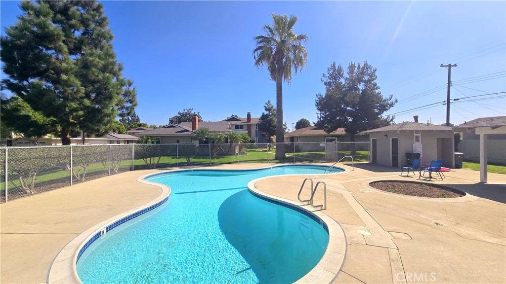 2544 College Lane