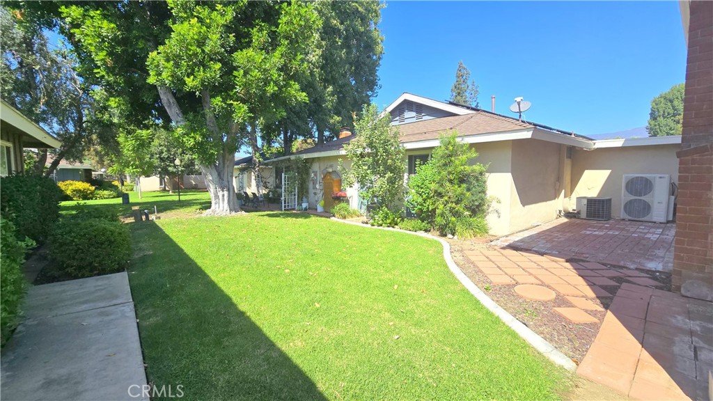2544 College Lane