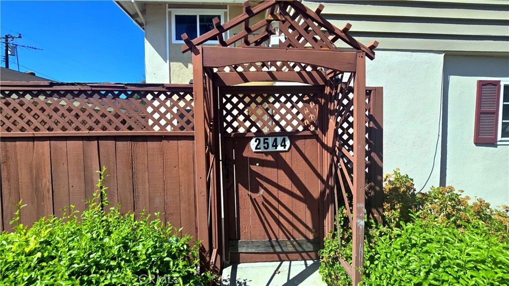 2544 College Lane