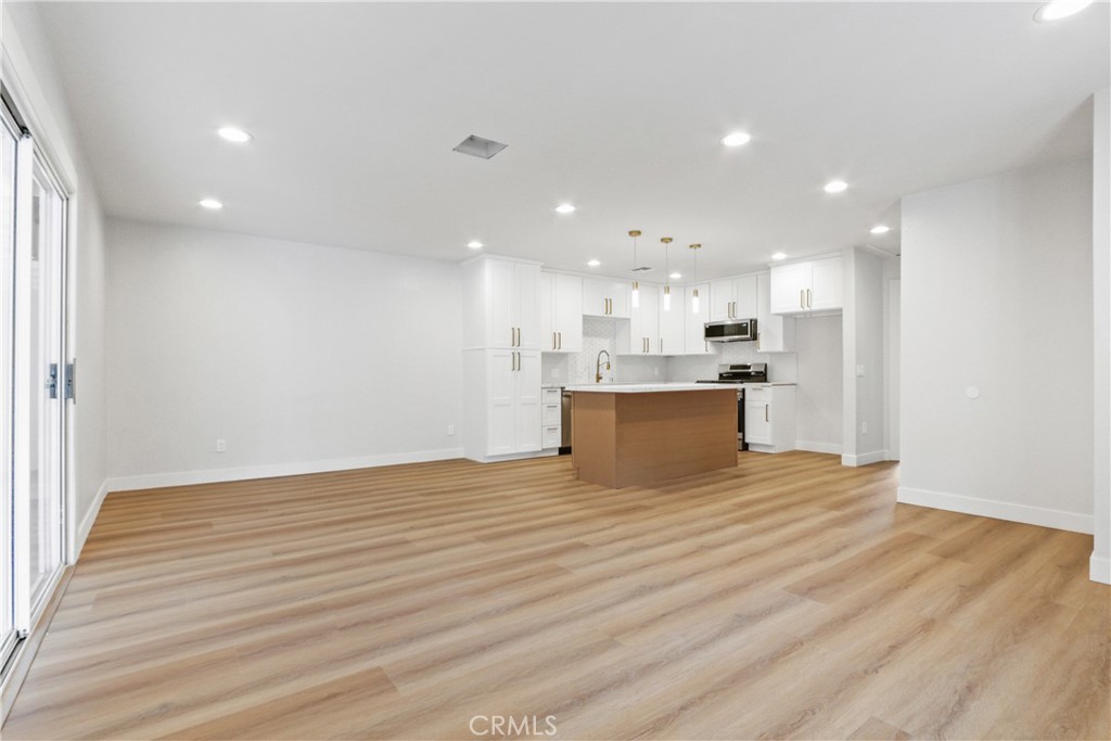 1058 Geraghty Avenue