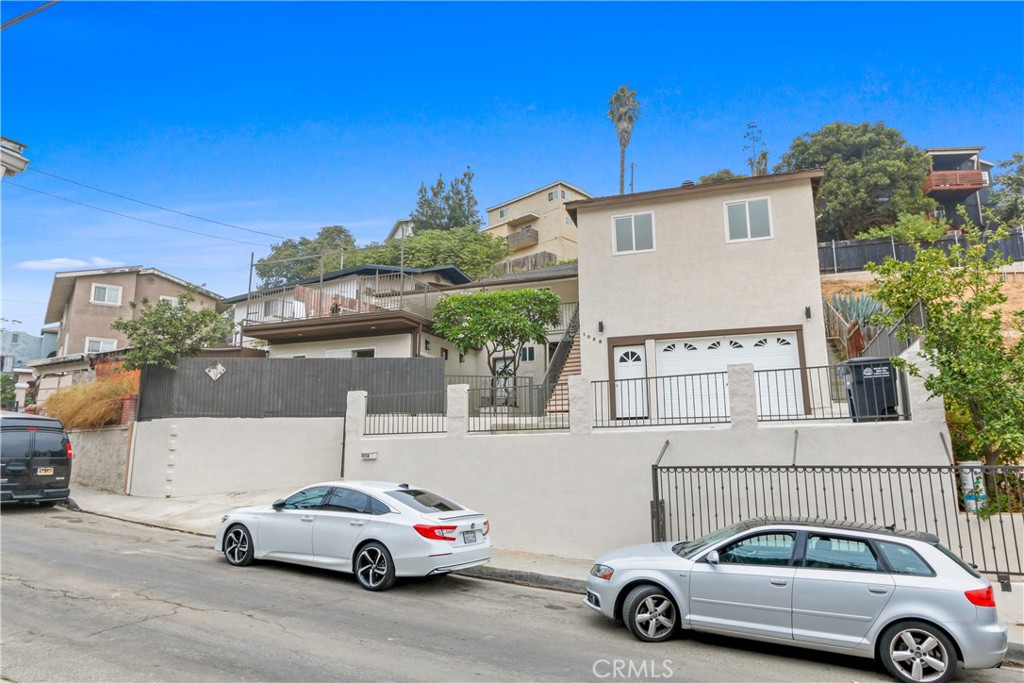 1058 Geraghty Avenue