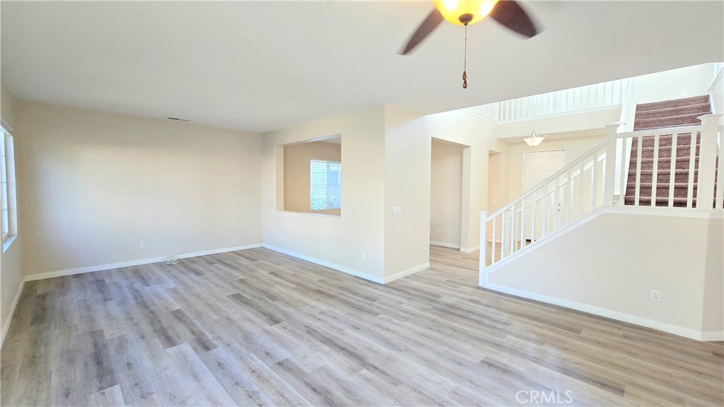 7460 Bungalow Way