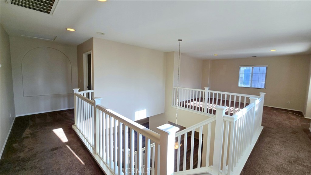 7460 Bungalow Way