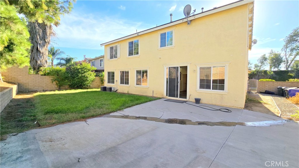 7460 Bungalow Way