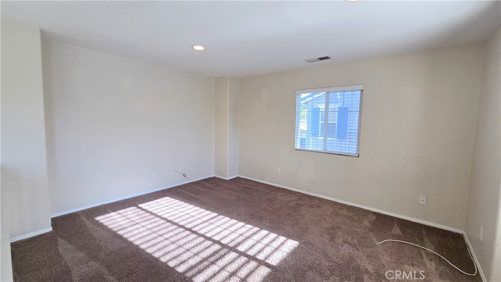 7460 Bungalow Way