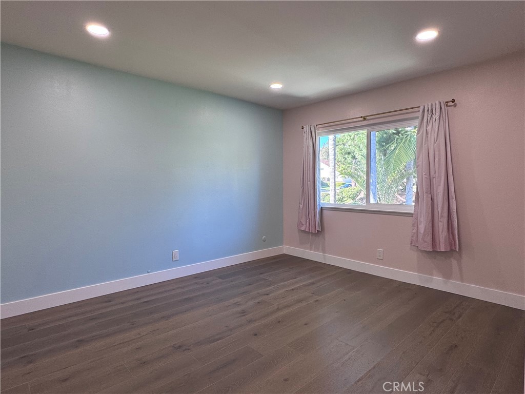 158 N Thistle Road