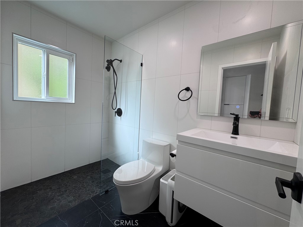 158 N Thistle Road