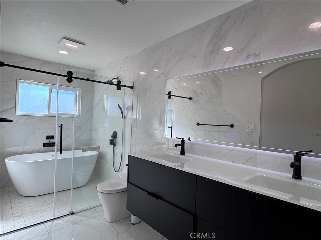 158 N Thistle Road