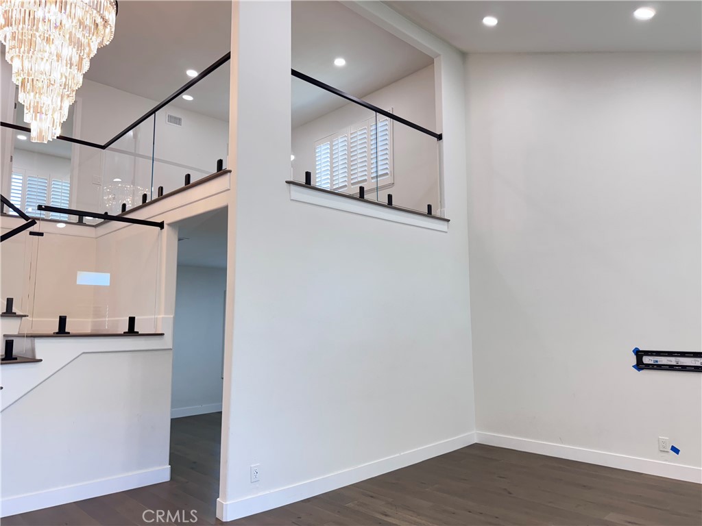 158 N Thistle Road