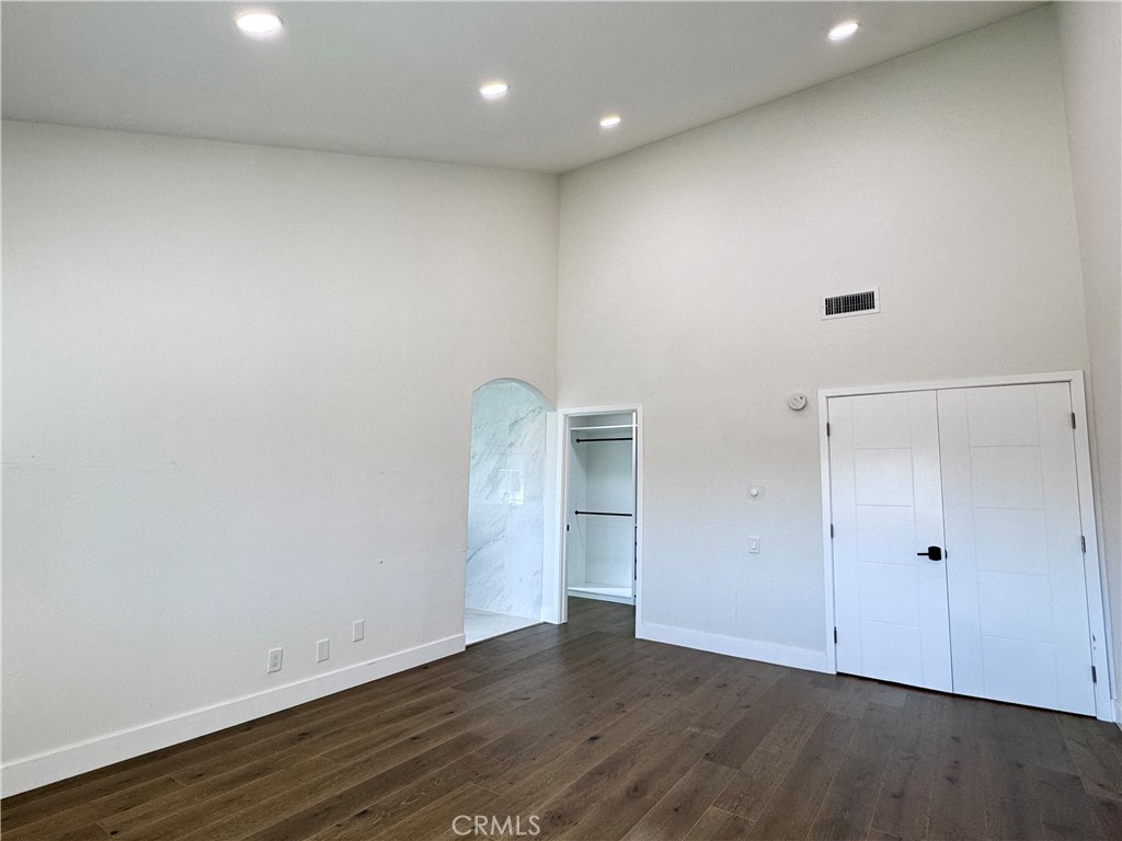 158 N Thistle Road