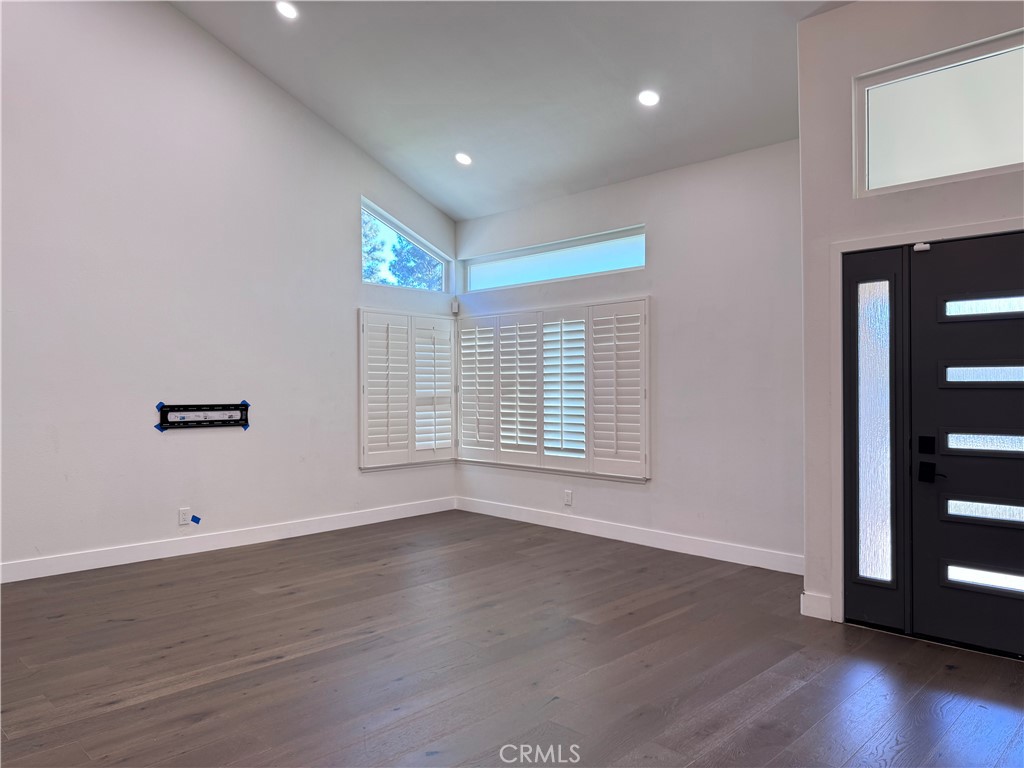 158 N Thistle Road