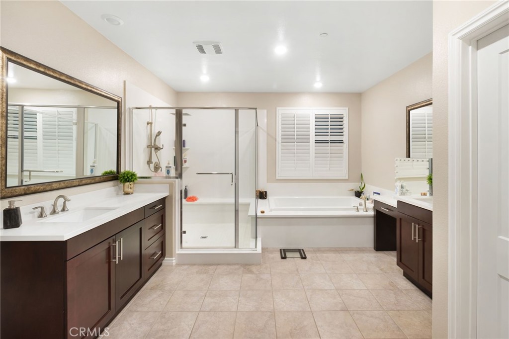 2437 Sierra Bella Drive