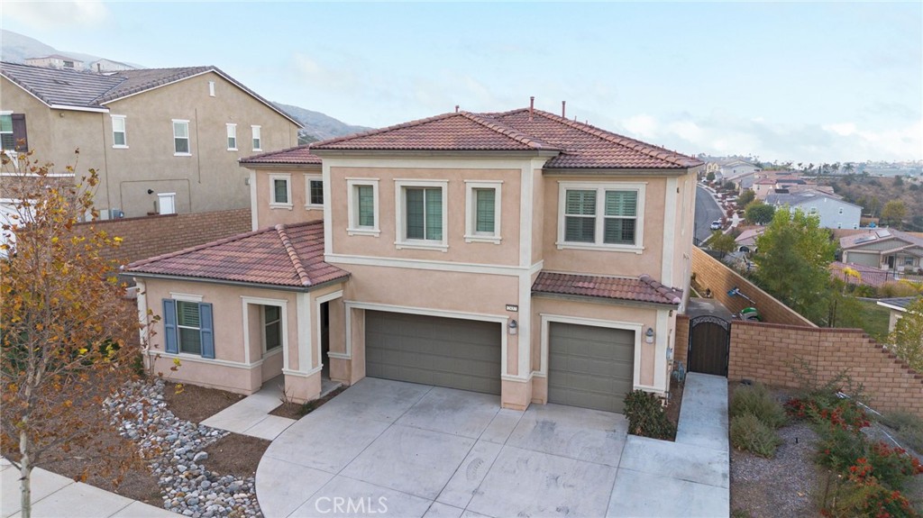 2437 Sierra Bella Drive