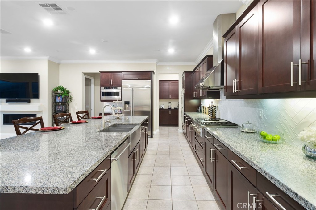 2437 Sierra Bella Drive