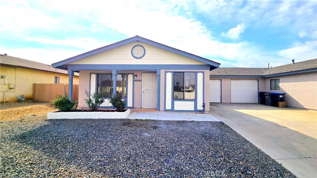 27295 El Cajon Lane
