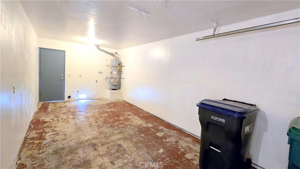 27295 El Cajon Lane