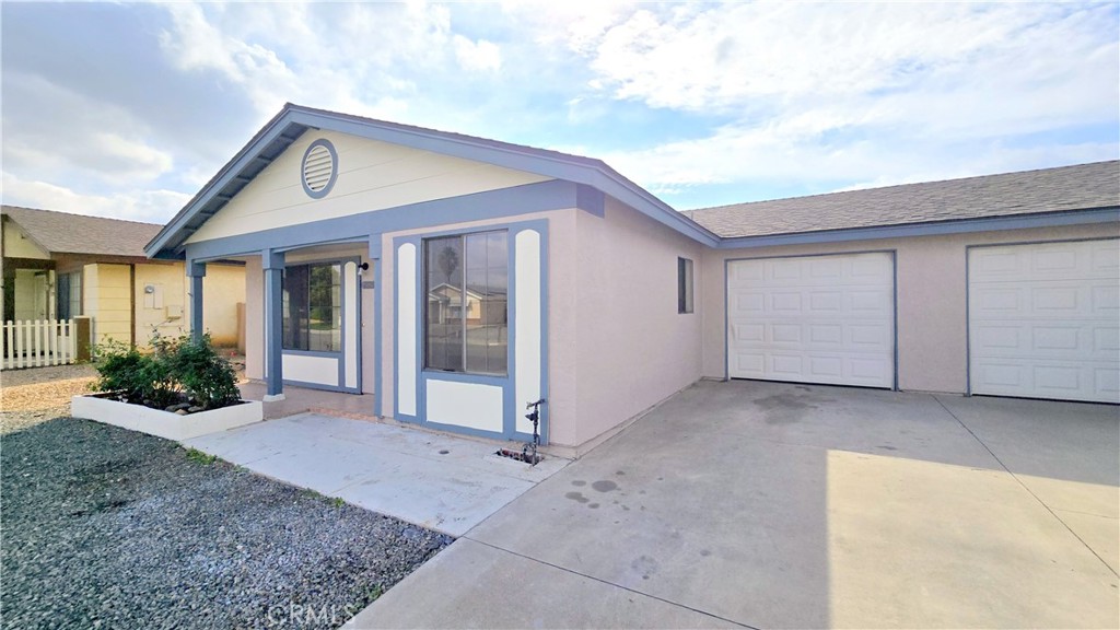 27295 El Cajon Lane