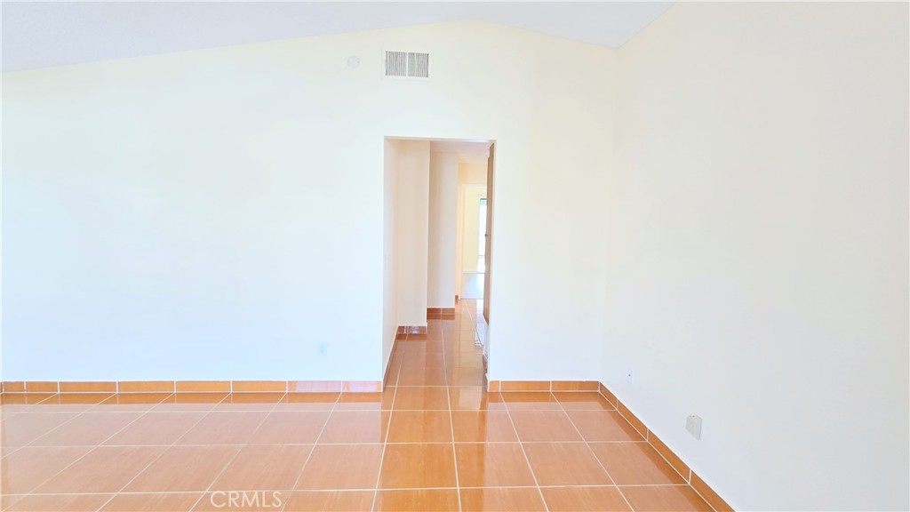 27295 El Cajon Lane