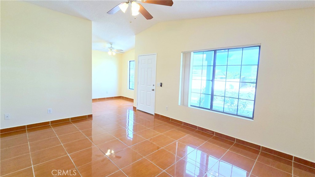 27295 El Cajon Lane