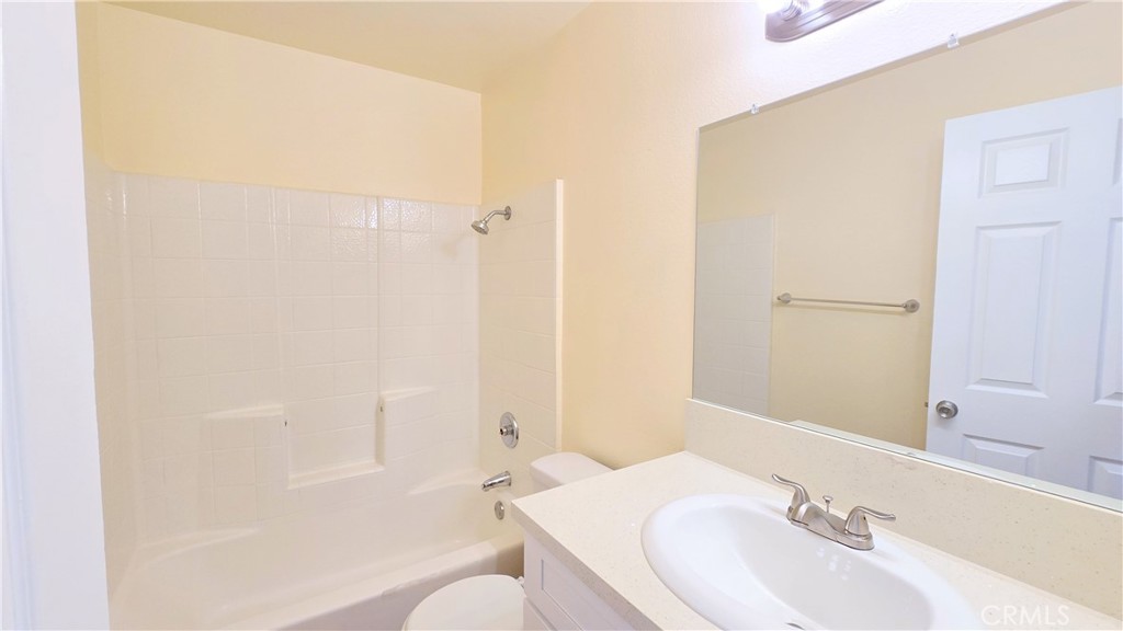 27295 El Cajon Lane