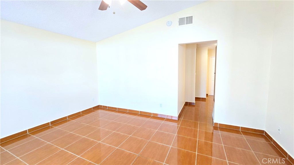 27295 El Cajon Lane