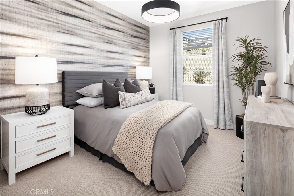 22042 Florence Circle