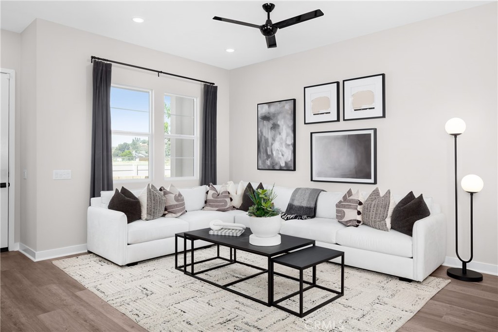 22042 Florence Circle